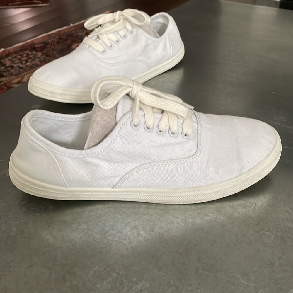 Wild Fable Women’s Canvas Sneakers - Picture 11 of 14